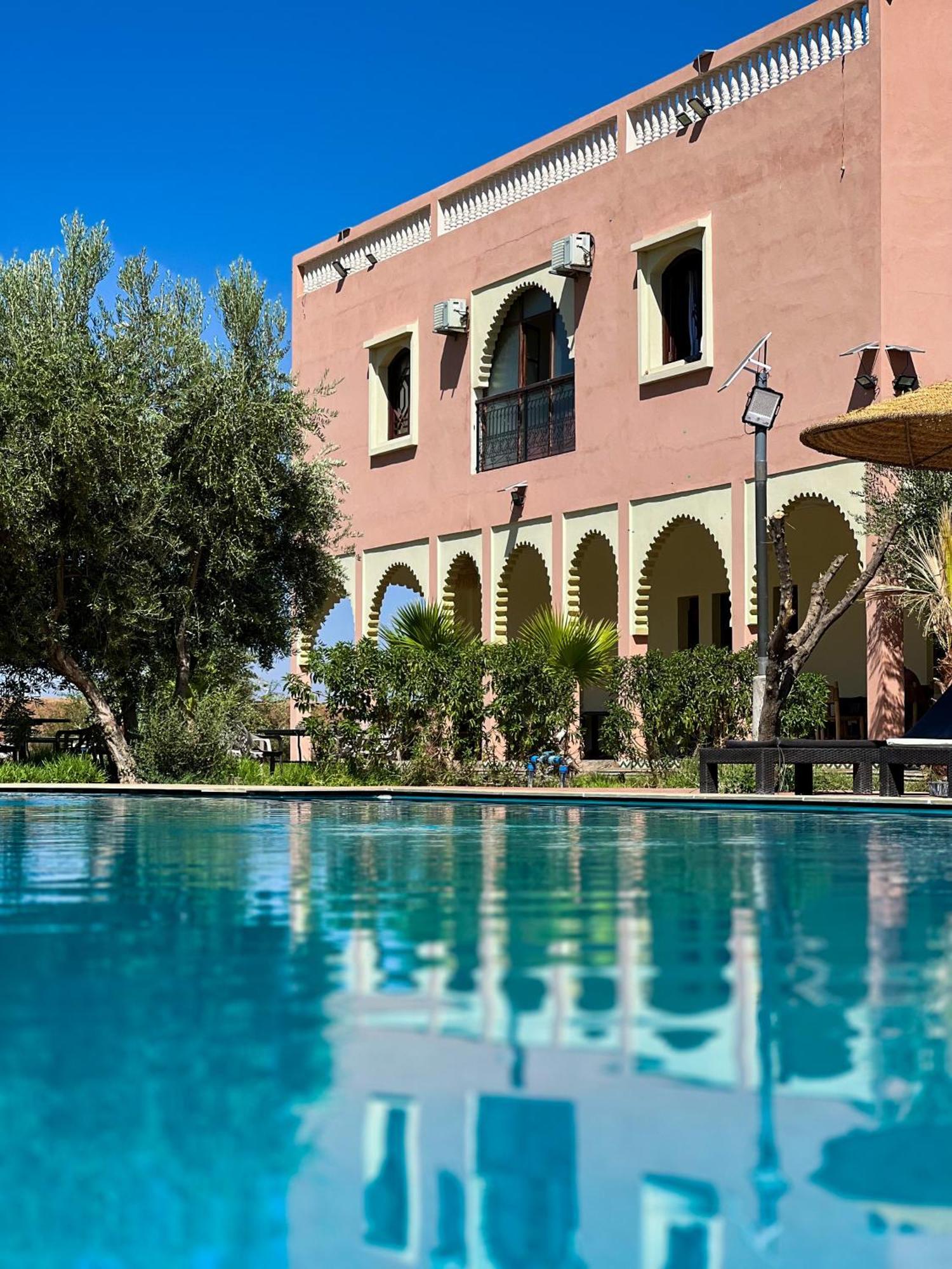 Guest House Qodwa Sidi Abdallah Ghiat Exterior foto